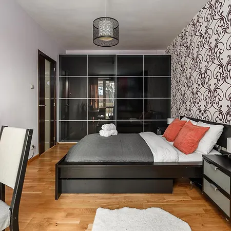 Lumina I Comfort 2br With Ac I Balcony I Near Center وارسو