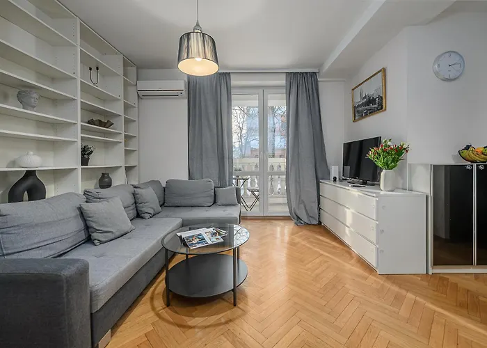 Lumina Modern With Balcony Apartamento *