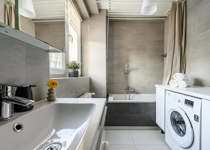 Apartamento Lumina Modern With Balcony *